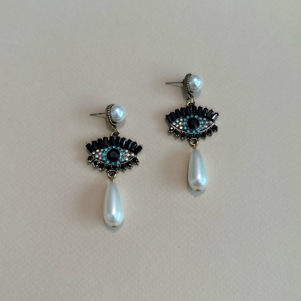 Evil eye earrings M705